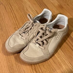 Vivo Barefoot Women's Tan Sneakers size 39